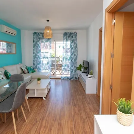 Holidays By The Sea Apartments Málaga Esterno foto